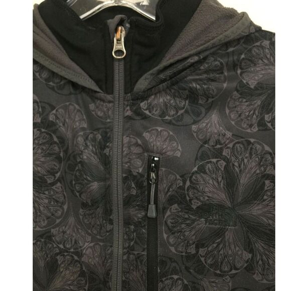 The North Face Jacket - Size Large - Picture 7 of 8